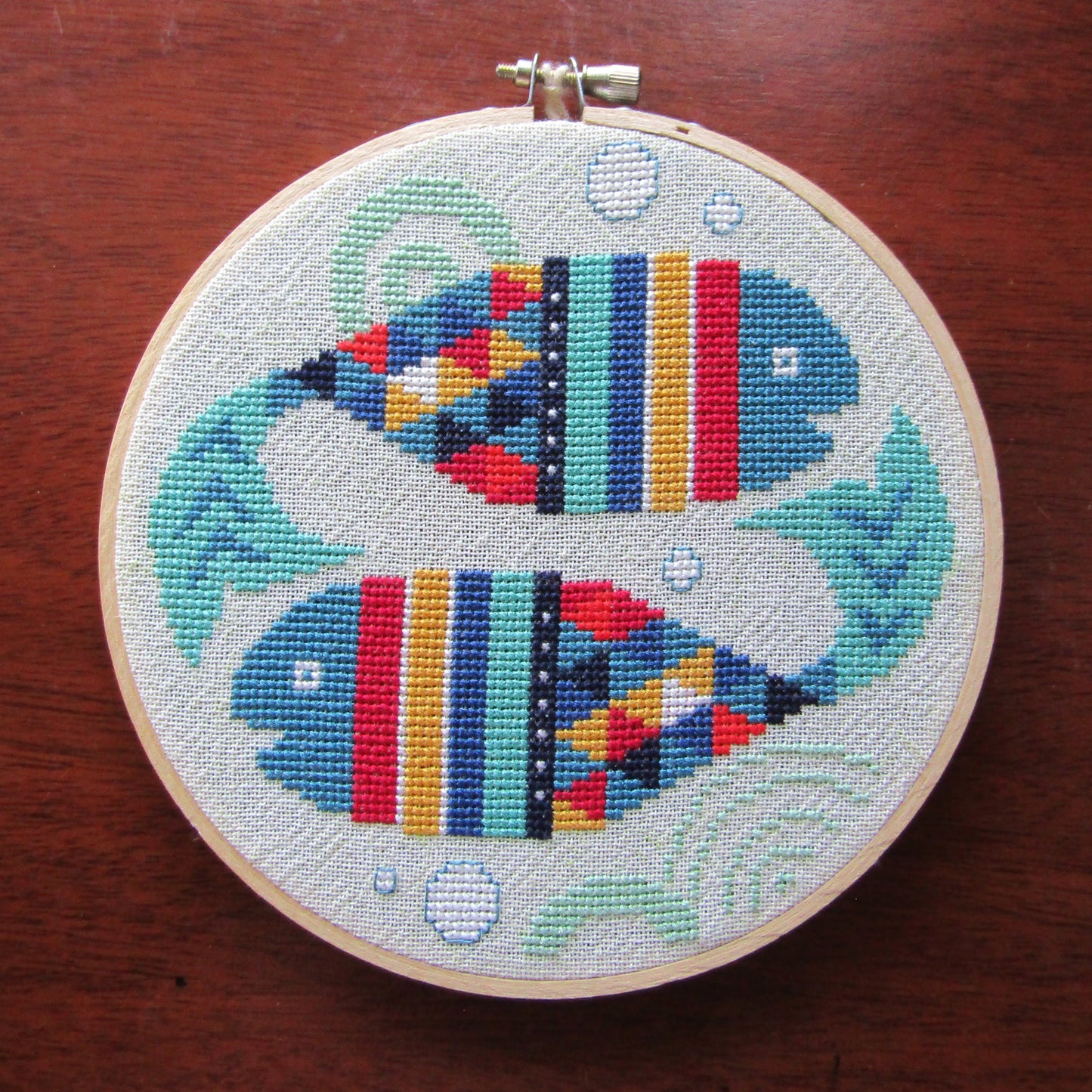 Piscis X-Stitch
