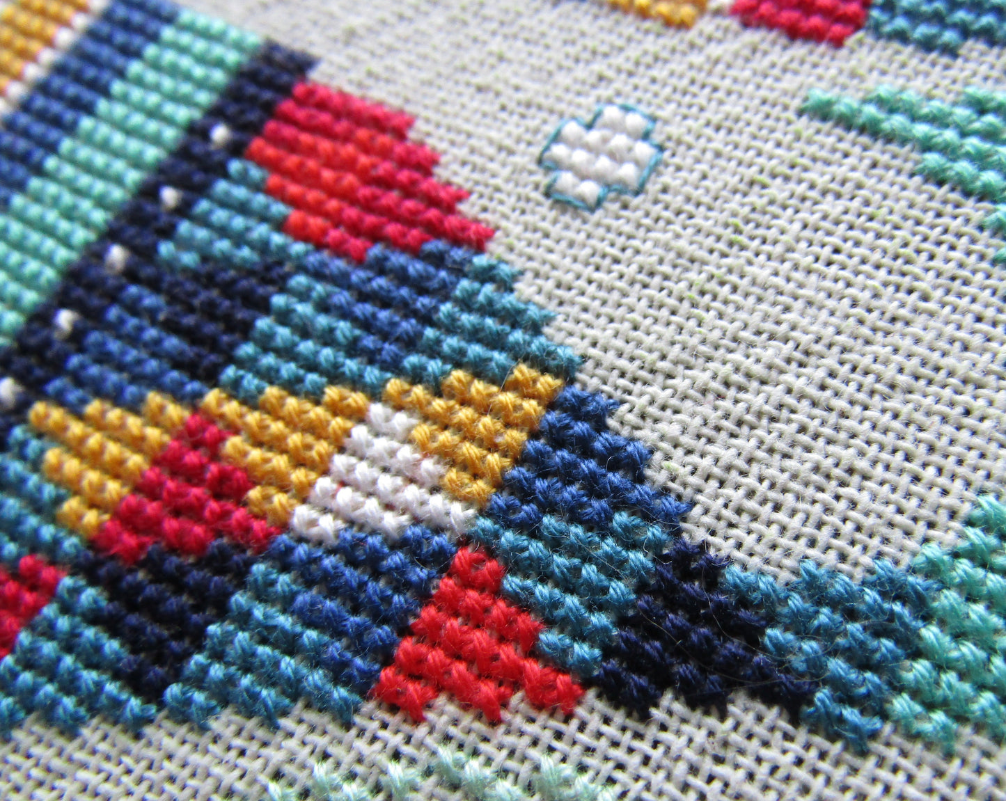 Piscis X-Stitch