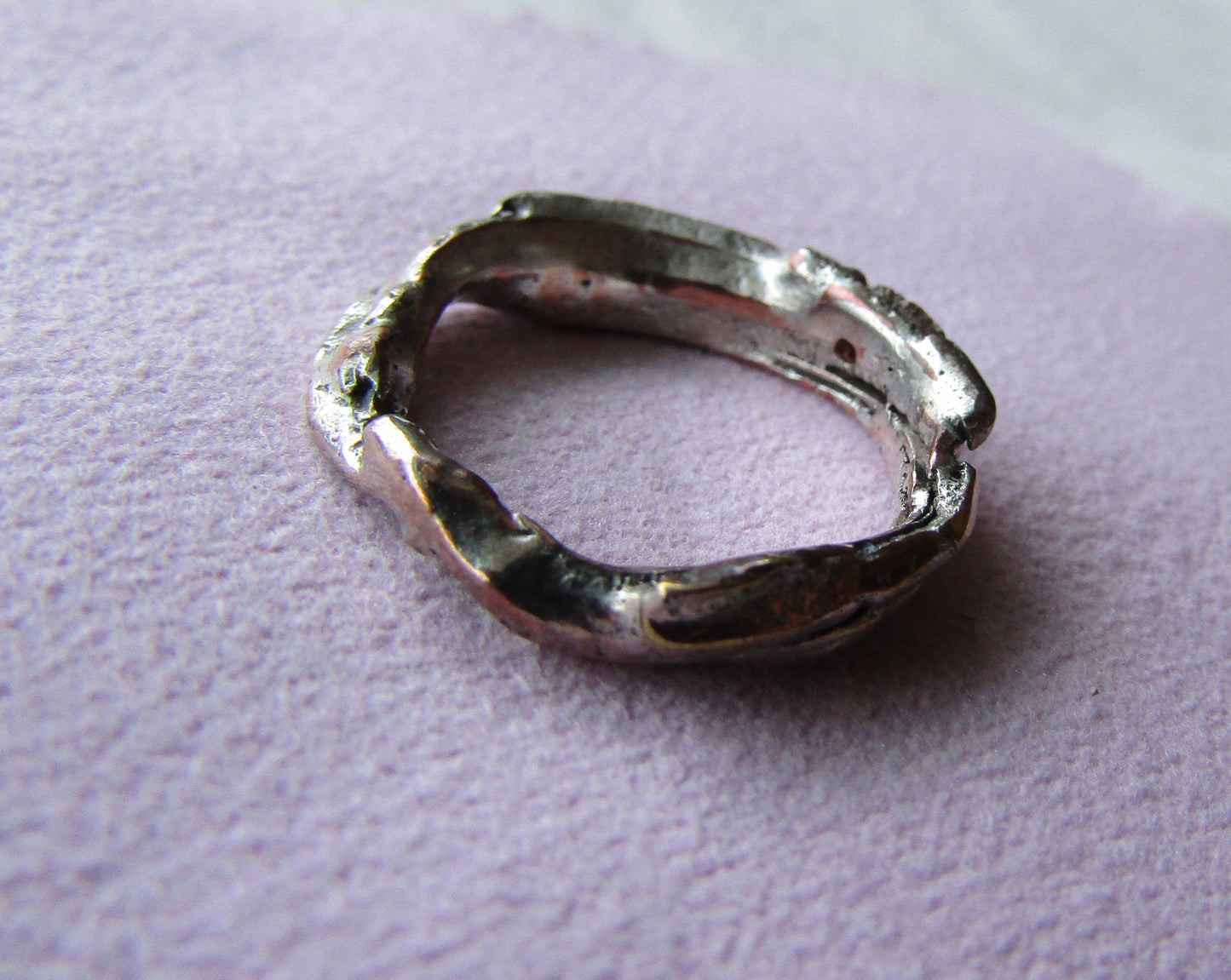 Anillo Raíz Ardiente