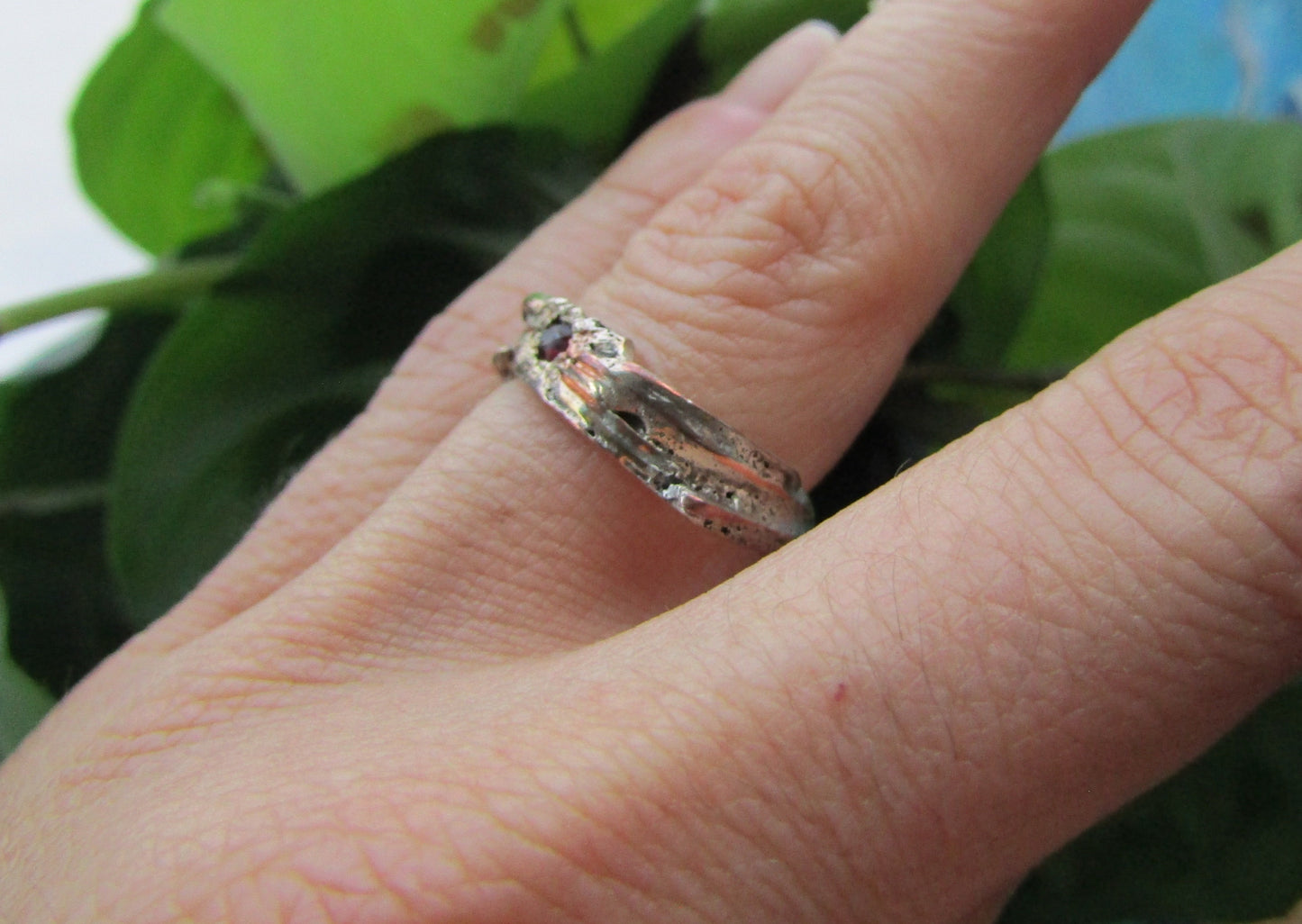 Anillo Raíz Ardiente